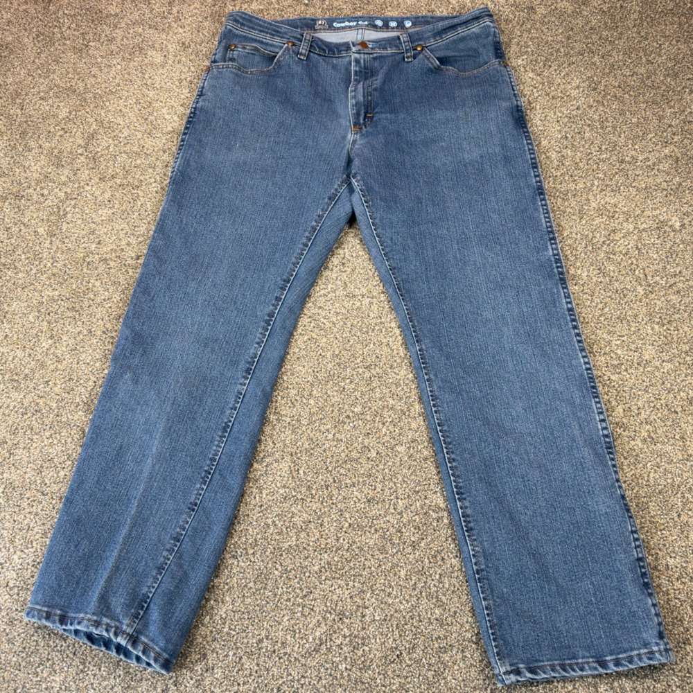 Wrangler Premium Performance Cowboy Cut Jeans Mens 35 Blue Regular Fit 1047MAVVS